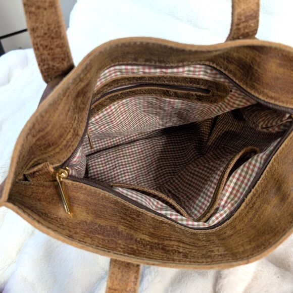 Pilche Brown Distressed Leather Gold Studs Zipper Closure Tote Shoulder Bag - Picture 4 of 9